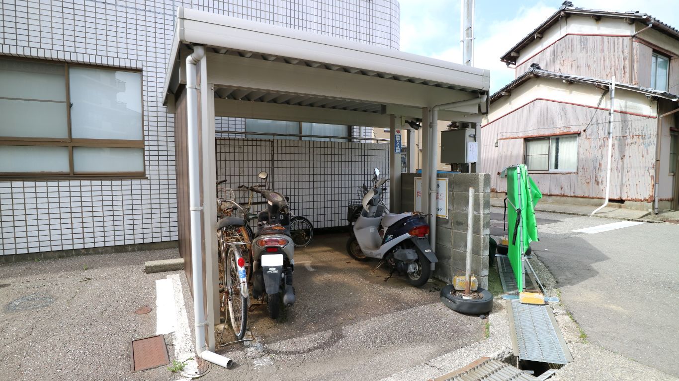 駐輪場