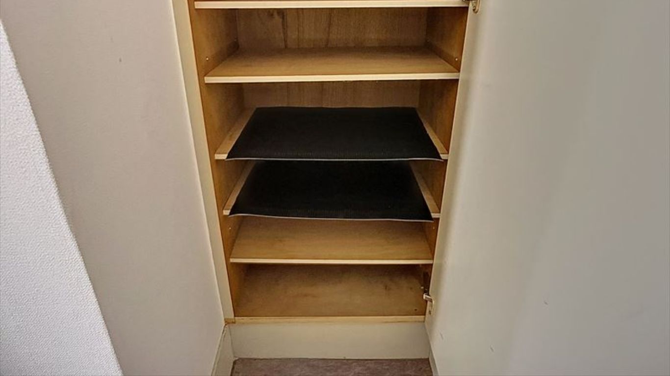 シューズボックス