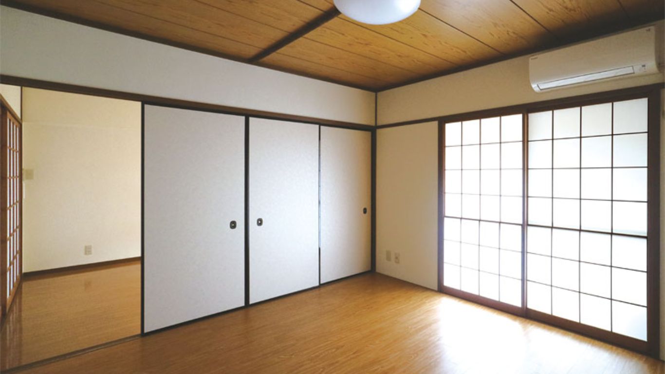 洋室8帖から洋室8.5帖を見た景色