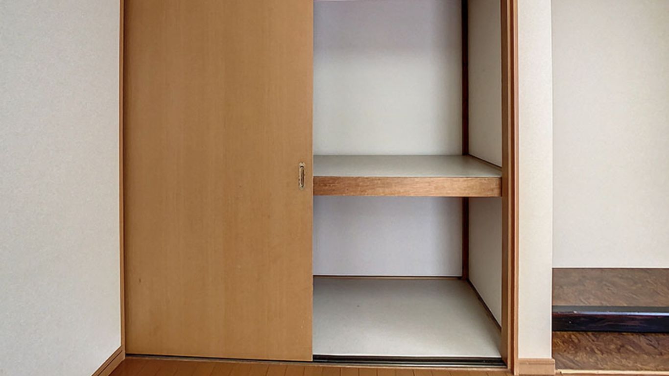 洋室ｂ6帖収納