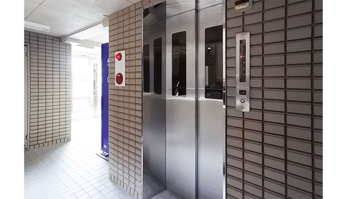 エレベーター