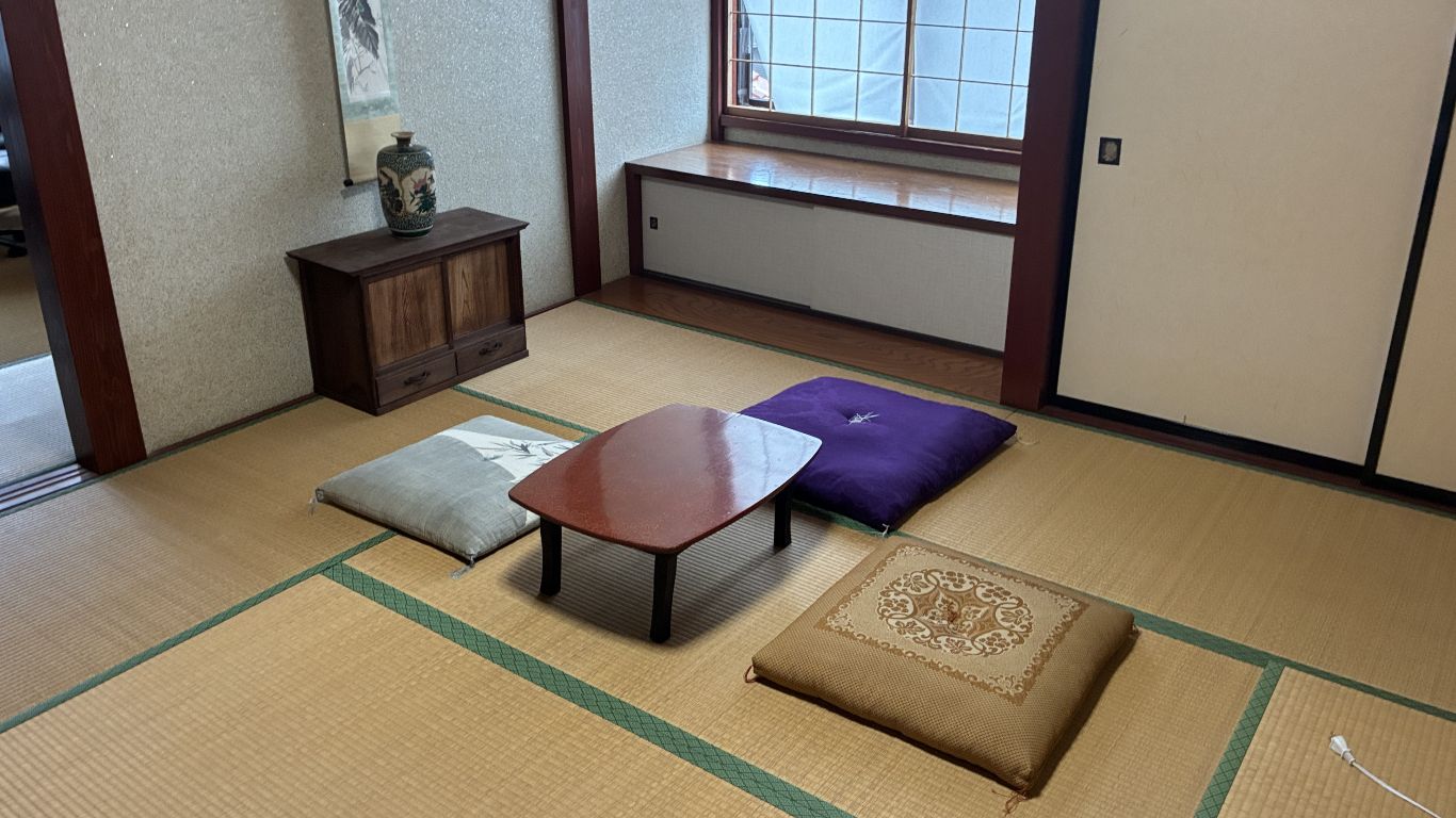 2階和室8帖